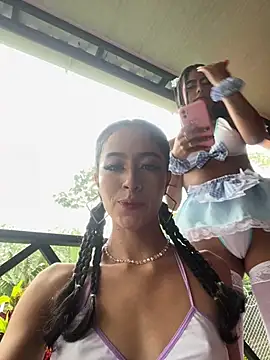 SAMY AND ARI online show from March 12, 3:18 pm