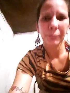 Snapshot of Jademimosa chatting on April 14, 5:19 pm Jademimosa online show from April 14, 5:19 pm
