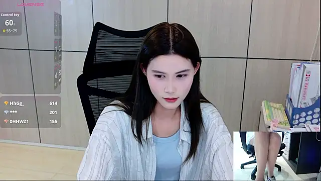 Snapshot of zhen-68 chatting on May 12, 12:46 pm zhen-68 online show from May 12, 12:46 pm
