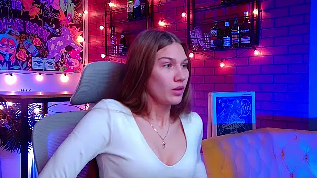 Sweet Emilya online show from April 16, 6:03 am