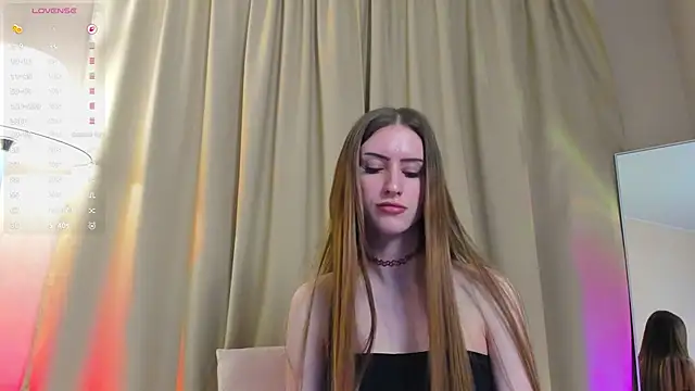 EllieRough online show from April 7, 5:35 pm