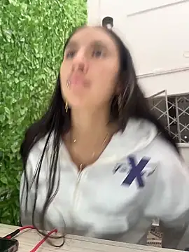 Snapshot of LilyRossi_ chatting on May 11, 1:06 pm LilyRossi online show from May 11, 1:06 pm