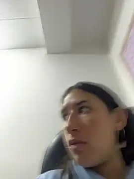Snapshot of LilyRossi_ chatting on June 27, 12:10 pm LilyRossi online show from June 27, 12:10 pm