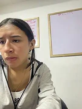 Snapshot of LilyRossi_ chatting on July 9, 12:42 pm LilyRossi online show from July 9, 12:42 pm