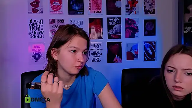 Snapshot of chloe_ley chatting on July 9, 11:14 am chloe ley online show from July 9, 11:14 am