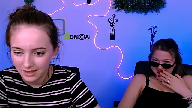 Snapshot of chloe_ley chatting on July 28, 12:48 pm chloe ley online show from July 28, 12:48 pm