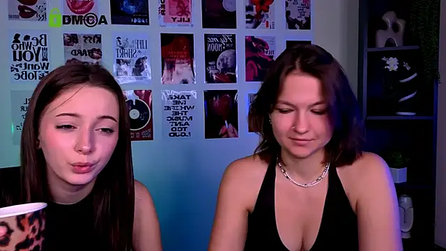 Snapshot of chloe_ley chatting on July 30, 9:19 am chloe ley online show from July 30, 9:19 am