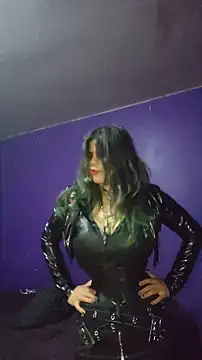 Snapshot of Zorrapunka chatting on June 11, 7:01 pm Zorrapunka online show from June 11, 7:01 pm