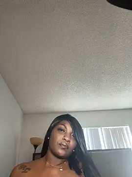 Snapshot of VeryTrulyYours chatting on March 2, 12:24 am VeryTrulyYours online show from March 2, 12:24 am