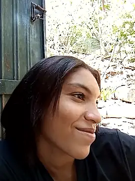 ginevere 20 online show from April 3, 8:07 pm