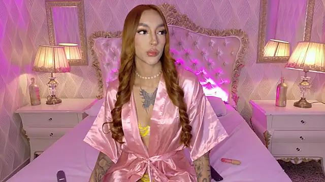 mia venon online show from April 10, 12:10 pm