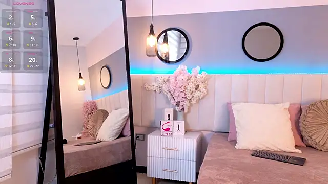 Snapshot of Grace_Williams_ chatting on May 6, 8:14 pm Grace Williams online show from May 6, 8:14 pm