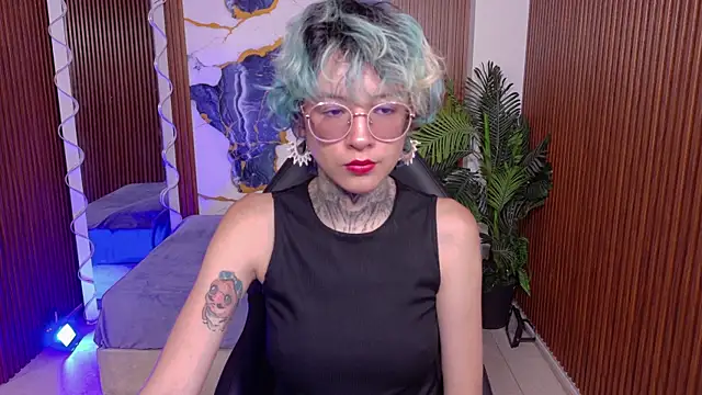Snapshot of Lyra_tay chatting on June 1, 7:04 pm Lyra tay online show from June 1, 7:04 pm
