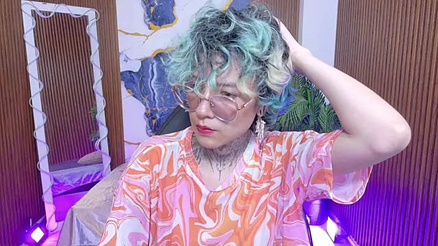 Snapshot of Lyra_tay chatting on June 5, 7:08 pm Lyra tay online show from June 5, 7:08 pm