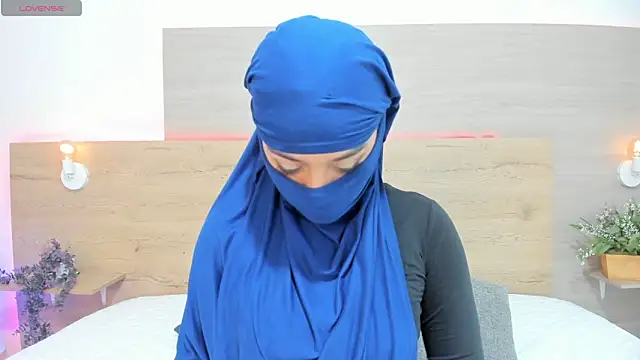  jennaa online show from March 21, 8:01 pm