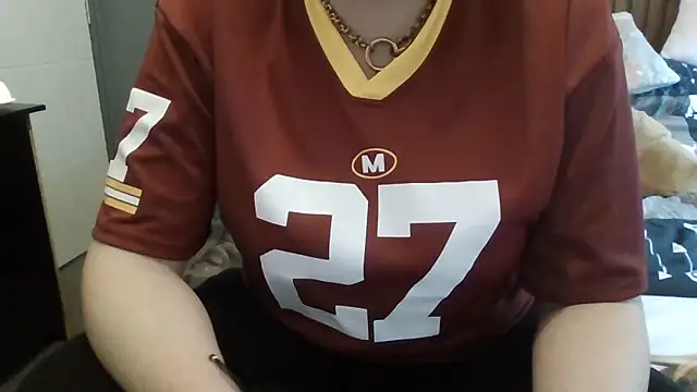 StaceyXOXO online show from March 26, 5:07 pm