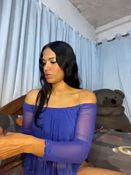 Snapshot of FlorSalvaje_ chatting on June 23, 12:30 am FlorSalvaje online show from June 23, 12:30 am