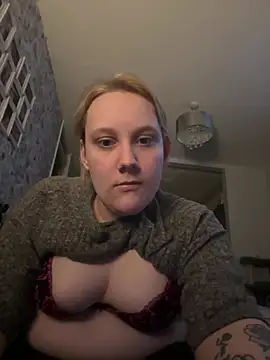 SassieBlondie online show from February 27, 9:48 pm