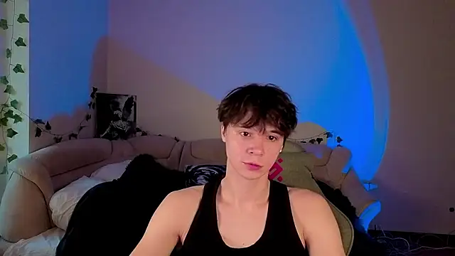 AnthonyCuutie online show from March 5, 5:58 am