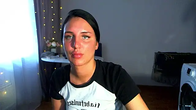 imvika online show from April 15, 9:16 am