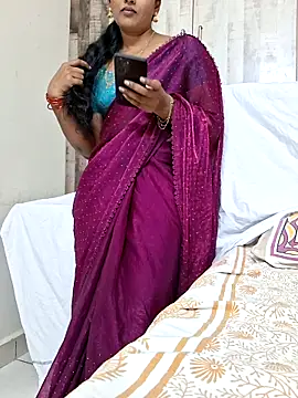 Snapshot of AnushaTelugu chatting on June 4, 6:47 pm AnushaTelugu online show from June 4, 6:47 pm