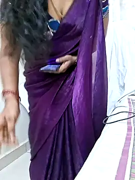 Snapshot of AnushaTelugu chatting on June 13, 6:28 pm AnushaTelugu online show from June 13, 6:28 pm