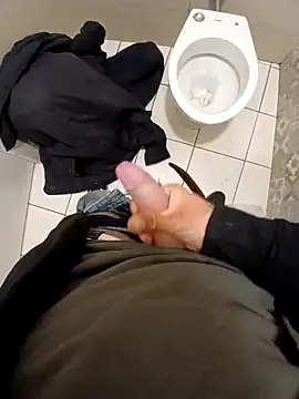 ILovpvsZy online show from March 6, 6:26 pm