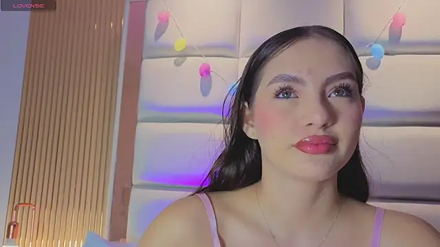 Megaan Rousee online show from April 19, 11:42 am