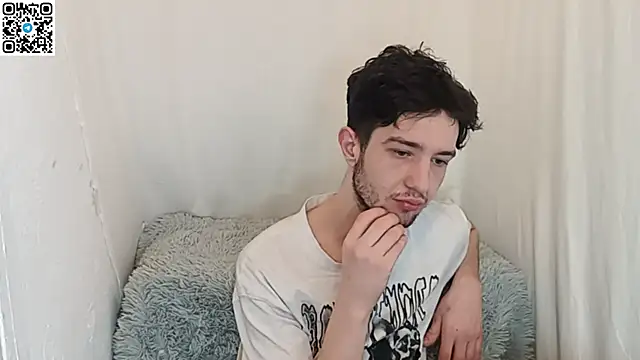  ZaneX online show from April 3, 7:12 pm