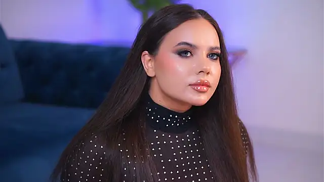 Ashlee Angel online show from March 9, 10:30 am