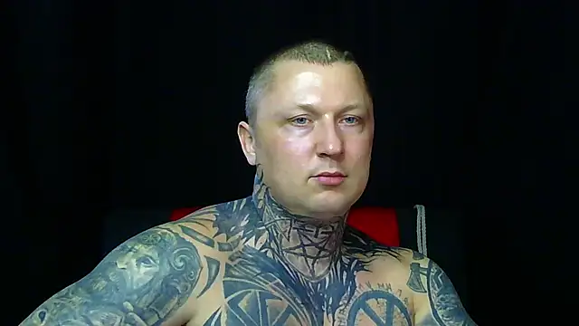 devilWithTats online show from March 23, 8:18 am