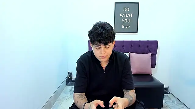 TomBoy Natali online show from March 17, 6:44 pm