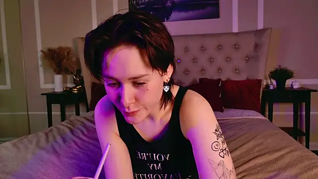 Snapshot of BlackLunaa chatting on March 3, 3:40 pm BlackLunaa online show from March 3, 3:40 pm