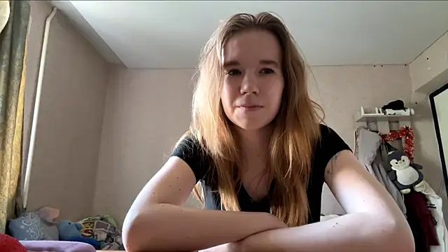 Snapshot of LeomaJee chatting on June 18, 11:25 am LeomaJee online show from June 18, 11:25 am