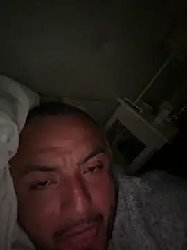 alexandeerr1986 online show from May 16, 7:49 am