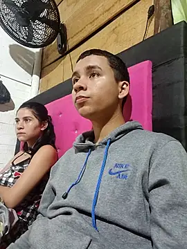 Snapshot of Sophia_Noah chatting on February 28, 10:16 am Sophia Noah online show from February 28, 10:16 am