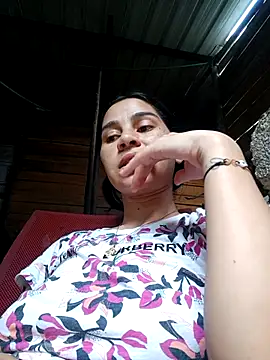 Snapshot of Sophia_Noah chatting on March 2, 10:05 pm Sophia Noah online show from March 2, 10:05 pm