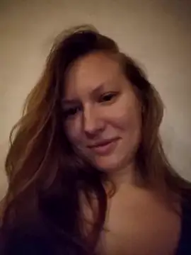 August Shine online show from March 31, 6:41 pm