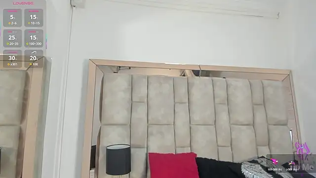 Titan Moreno  online show from March 21, 12:10 pm