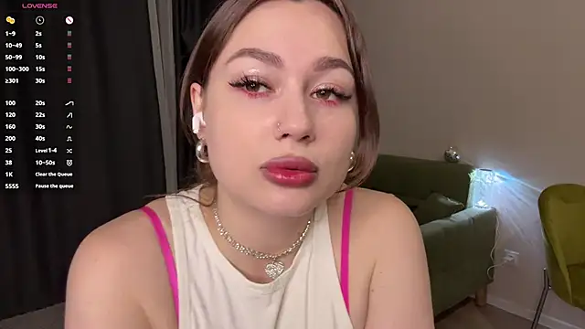 Snapshot of FilomenaGaertner chatting on February 28, 4:41 pm FilomenaGaertner online show from February 28, 4:41 pm