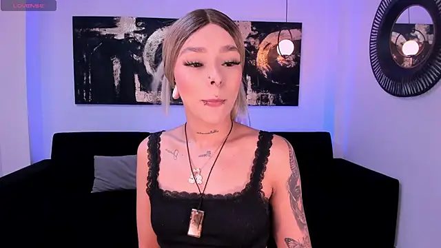 ClaireDawsonX online show from March 24, 2:49 am