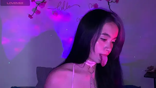 sweet molly420 online show from May 15, 11:23 pm