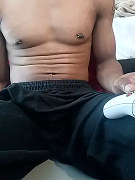 Snapshot of p13guy42 chatting on July 13, 1:58 pm p13guy42 online show from July 13, 1:58 pm