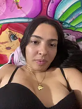 Snapshot of allyson-cute03 chatting on May 9, 7:35 am allyson-cute03 online show from May 9, 7:35 am