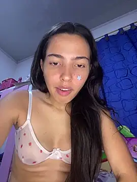 Snapshot of allyson-cute03 chatting on May 28, 6:32 am allyson-cute03 online show from May 28, 6:32 am