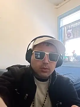 jaypeppers69 online show from March 11, 10:05 pm