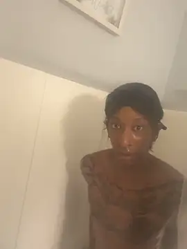 Snapshot of Kyzse_Splash-er chatting on March 1, 6:48 am Kyzse Splash-er online show from March 1, 6:48 am