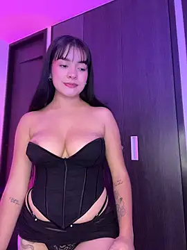 Sophia Wy online show from April 19, 1:10 pm