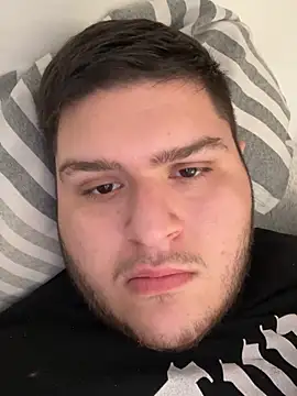 dare2002 online show from March 1, 10:39 am