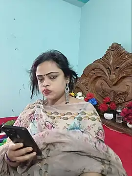 Snapshot of Beauty-3 chatting on July 7, 4:59 am Beauty-3 online show from July 7, 4:59 am
